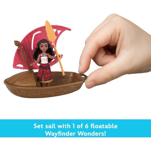 Disney Moana 2 Wayfinder Wonders with Surprise Small Doll, Canoe & Accessory - Picture 4 of 9